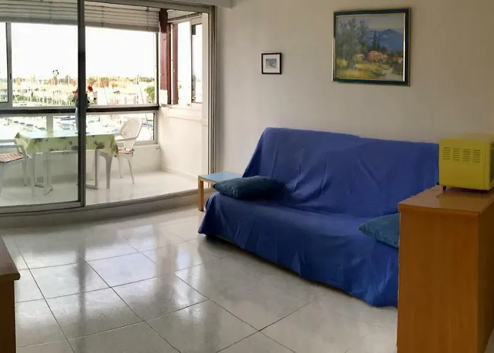 アパート Face Au Port