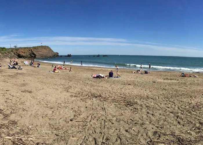 Face Au Port アパート