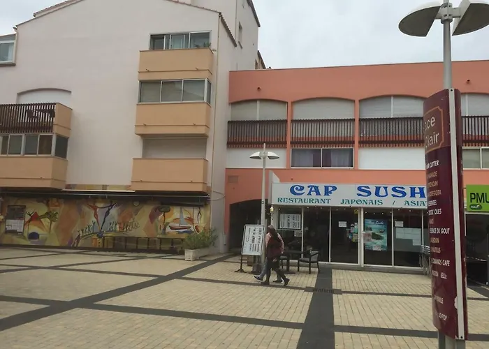 アパート Face Au Port