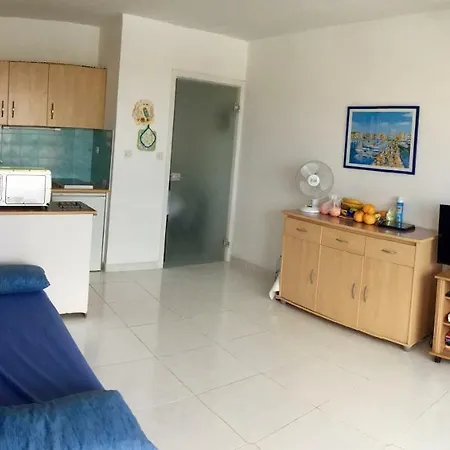 Face Au Port Appartement